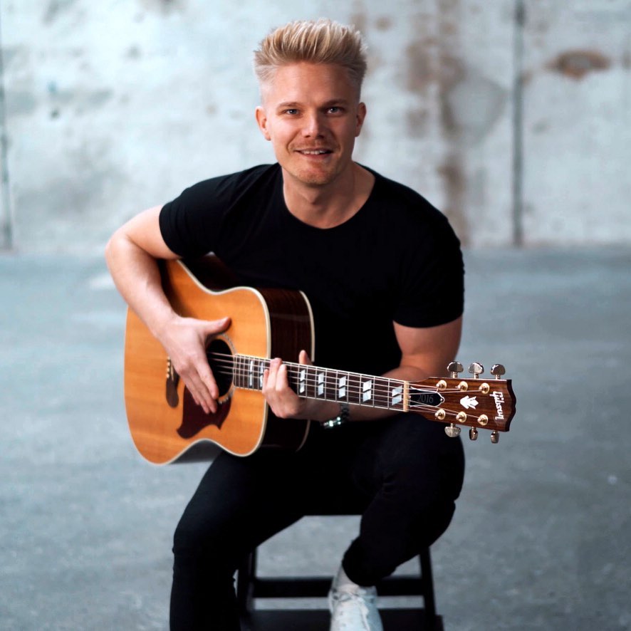 Michael Hausted LIVE på Tobaks Fabrikken